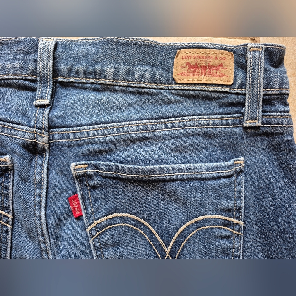 Jeans - Picture 4 of 5